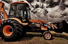 Jcbgtdragsterbackhoe