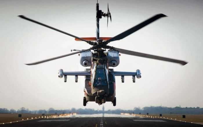 Ah64D Apache Doing Barrel Rolls Royal Netherlands Air Force Ah64D Apache Demo Team Pictures 004