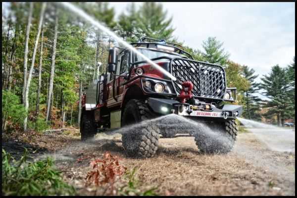 Meet The Bulldog 4X4 Fire Truck Pics 010