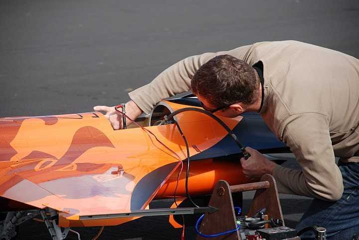 Meet The Quattro  A 1 4 Scale Rc F16 Jet Pictures (1)