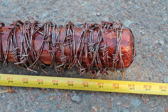 Negan’s Barbed Wire Bat Lucille Replica 5007
