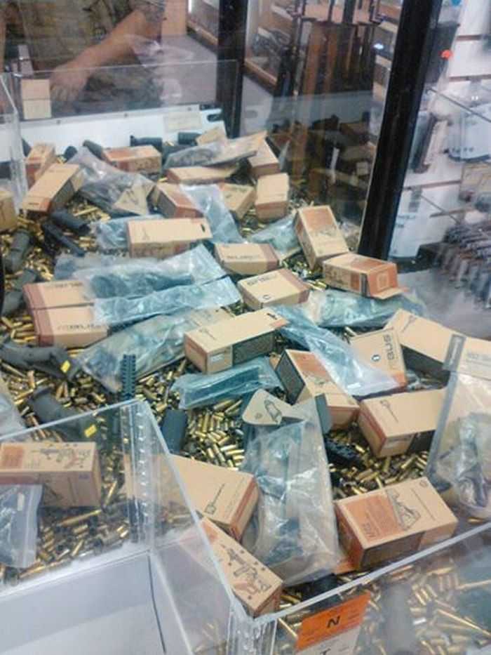 Gun Store Installs Claw Machine Full Of Ar Parts And Ammo Pictures 001