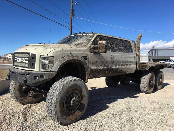 Meet The Super Six The Six Door Ford F550 Heavy D And Dieselsellerz Sema 2015 Build Pictures 005