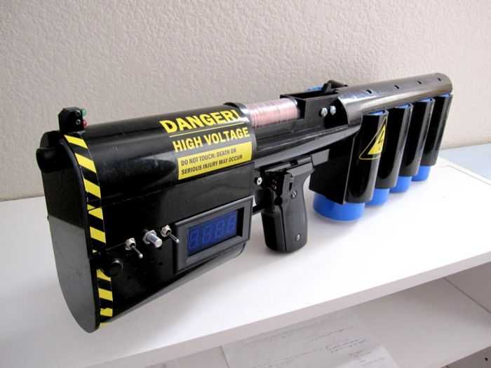 This Guy Made A Portable 1.25Kj Coilgun And A FullAuto Gauss Gun  Want To See How Pictures 002
