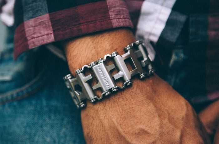 Leatherman Tread Bracelet The Travel Friendly Wearable MultiTool Pictures 001