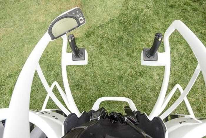 Meet Bubba's Jetpack The World's First Jetpack Golf Cart From Oakley And Bubba Watson Pictures 002