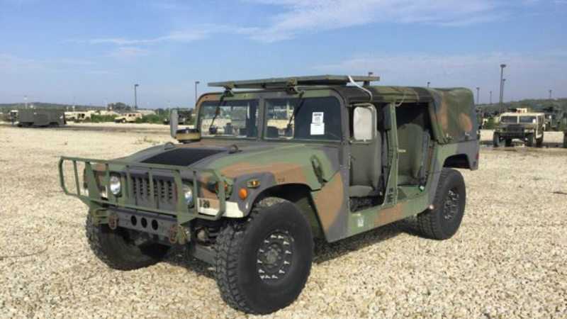 BuyYourOwnMilitarySurplusHmmwvFeatured