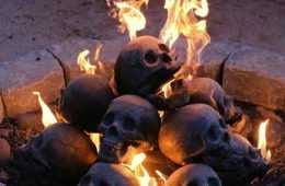 Myard Deluxe Human Skull Gas Logs Featured