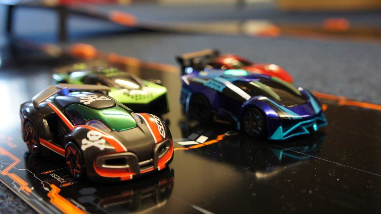 Anki Overdrives Cars