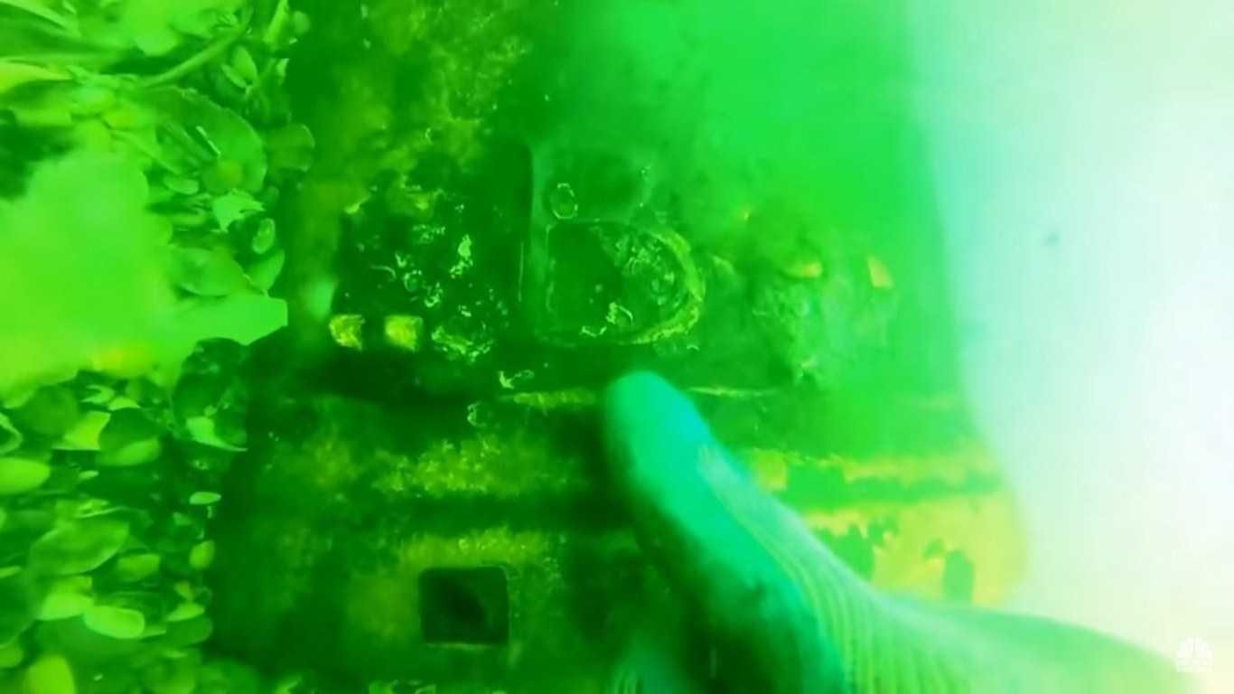 17 Bronze Cannon