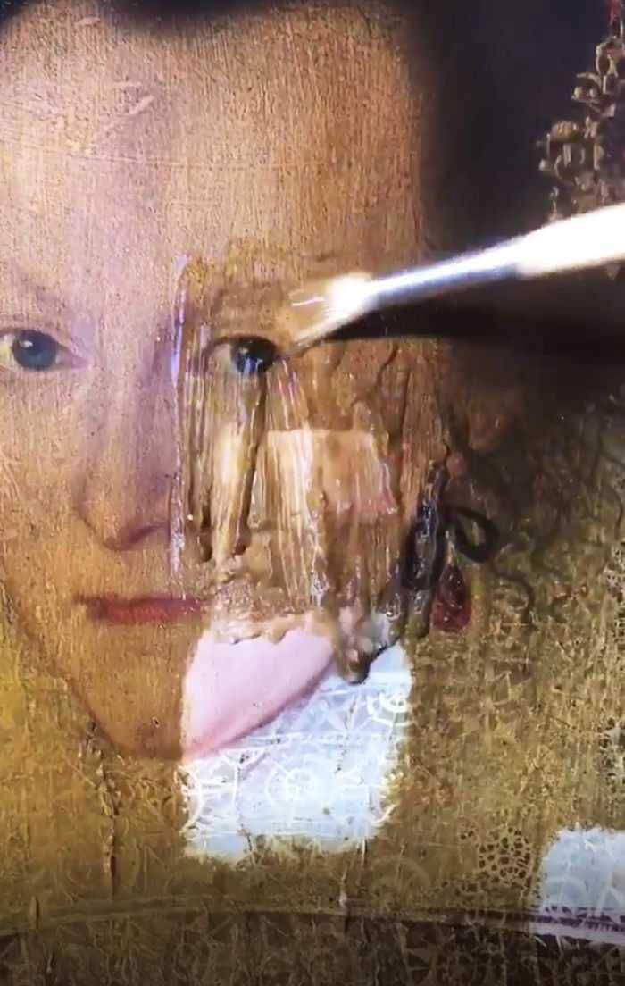Varnish Remove 200 Year Old Painting Woman In Red Philip Mould 5A02Baaf57Ecf 700