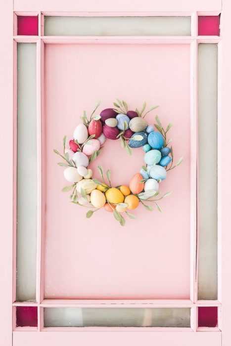 Diy Easter Projects Egg Wreath