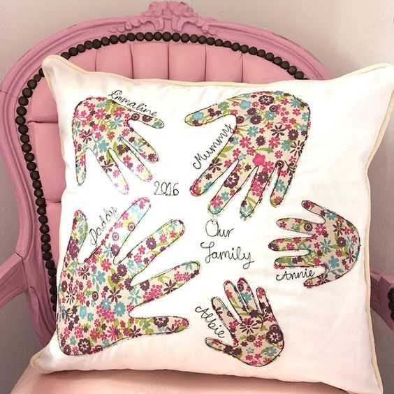 Diy Hand Pillow
