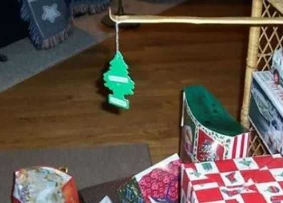 Fail-Christmas-Scent-1 Fail Christmas Scent 1