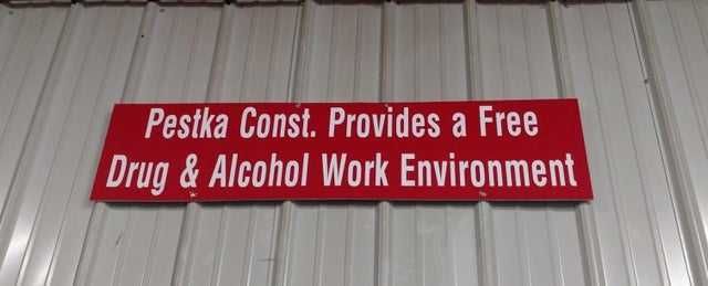 Sign-Free-Doordrug Construction Sign Fail Provides A Free Drug &Amp; Alcohol Work Environment
