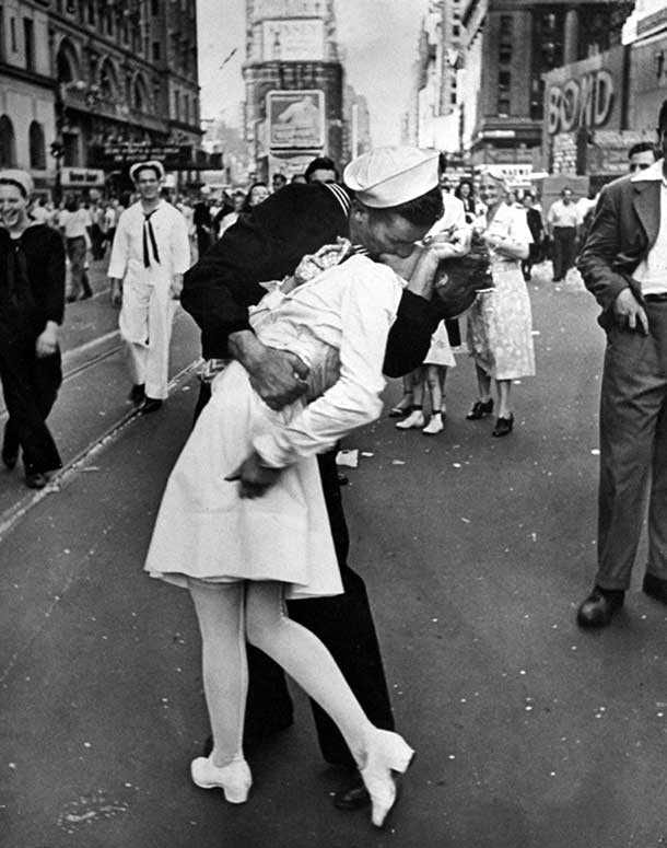 Timeless Photos  VJ Day