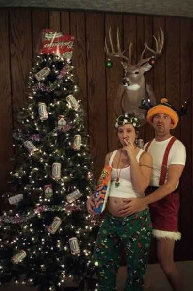 Christmas-Card-Fail-Paneling Funny Christmas Card Fails A Lot Of Paneling