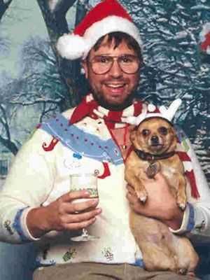 Christmas-Card-Fail-Win-Antler-Dog Funny Christmas Card Fails Dog Is Not Amused