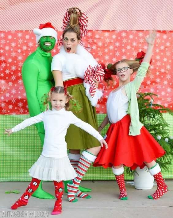 Christmas-Card-Fail-Win-Green Funny Christmas Card Fail Worried About Dad