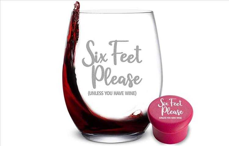 Christmas-Wine-Lover-Idea-2 Christmas Gag Gifts 6 Feet Please