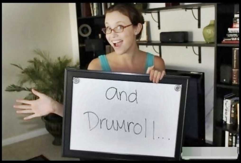 Girl-Quits-Job-White-Board-Internet-27 Funny Resignation Stories Girl Quits On White Board 27