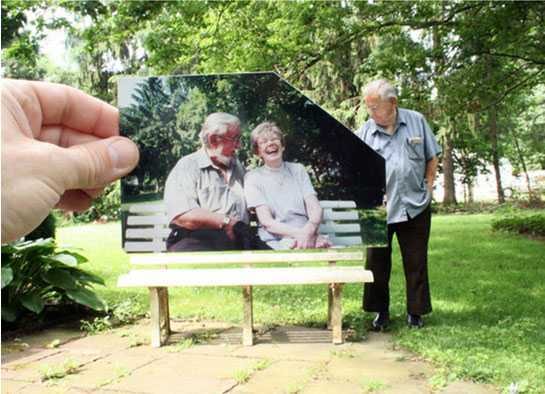 Touching Pictures  Reminiscing The Past