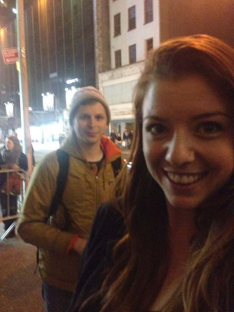30 Epic Celebrity Photobombs You Must See