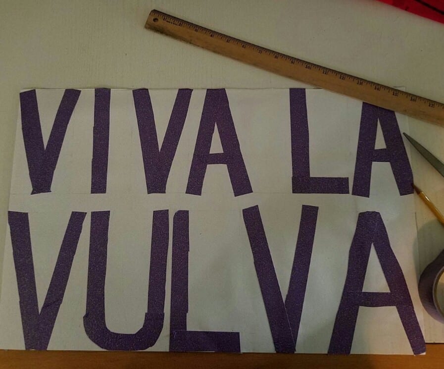 30 Great Protest Signs To Laugh At 