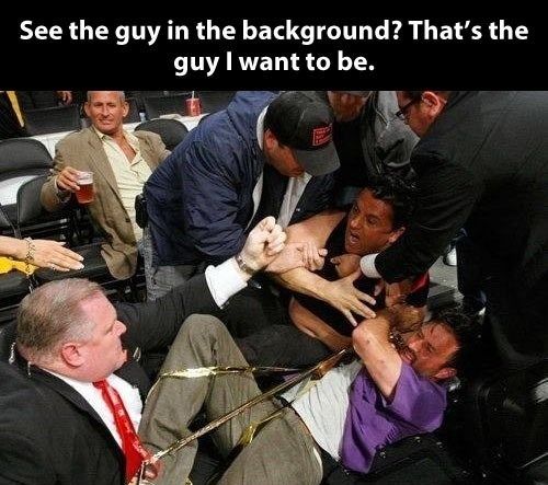 20 Epic Photo Bombs