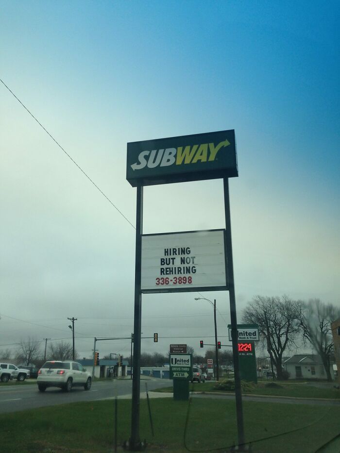 32 Epic Sign Fails That Will Make You Laugh