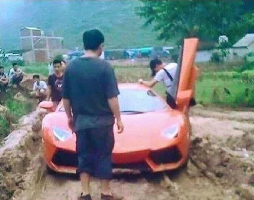 30 Absurd Rich People Memes Not Many Can Relate To