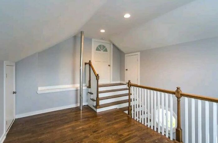 30 Funny Home Designs That Make Absolutely No Sense