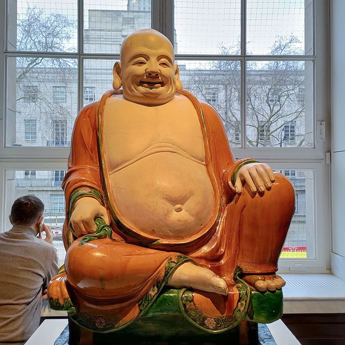 32 Super Funny Pictures People Took At Museums&Nbsp;