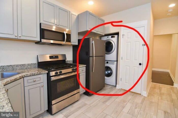 30 Funny Home Designs That Make Absolutely No Sense