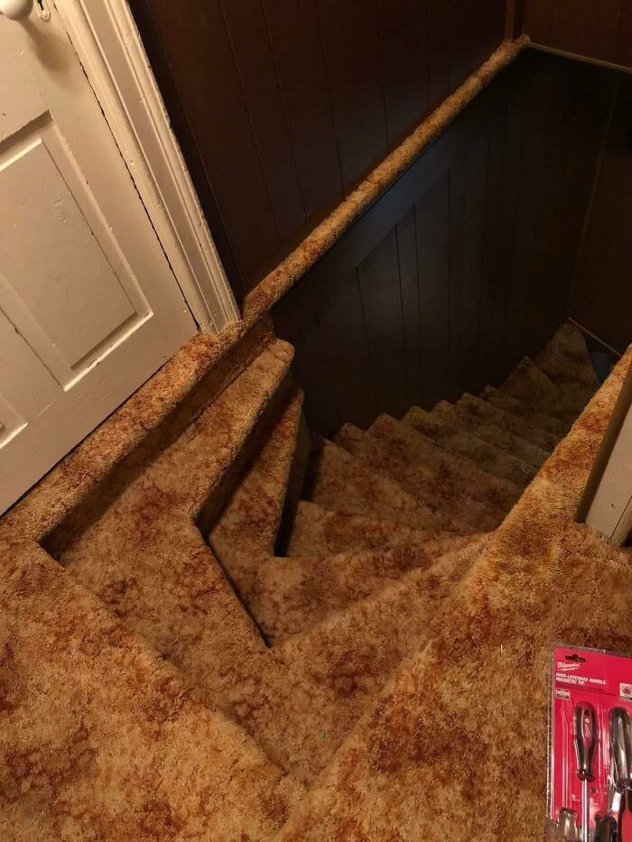 30 Funny Home Designs That Make Absolutely No Sense