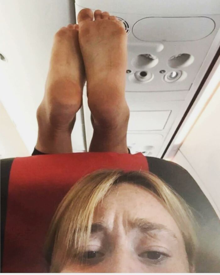 30 Of The Absolute Worst Airport Passengers In The World
