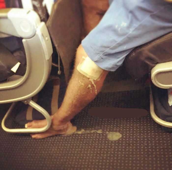 30 Of The Absolute Worst Airport Passengers In The World
