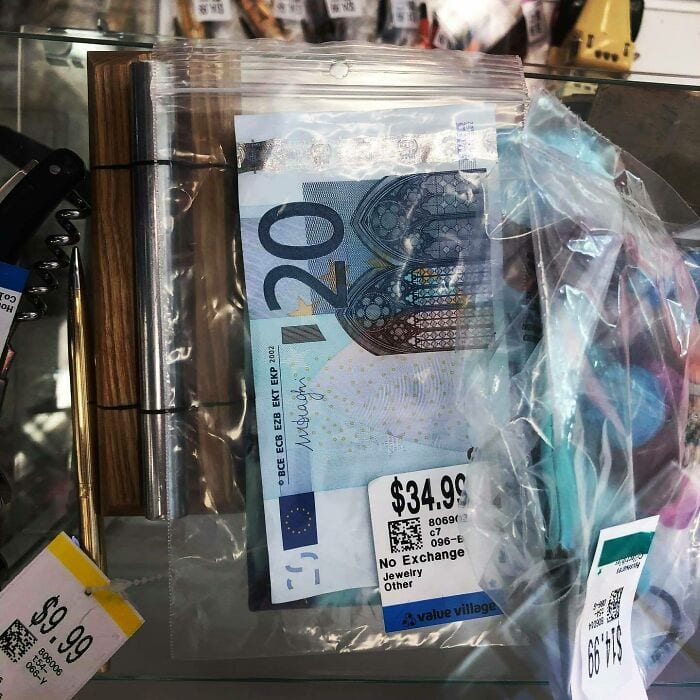 30 Bizarre But Absolutely Hilarious Thrift Store Finds