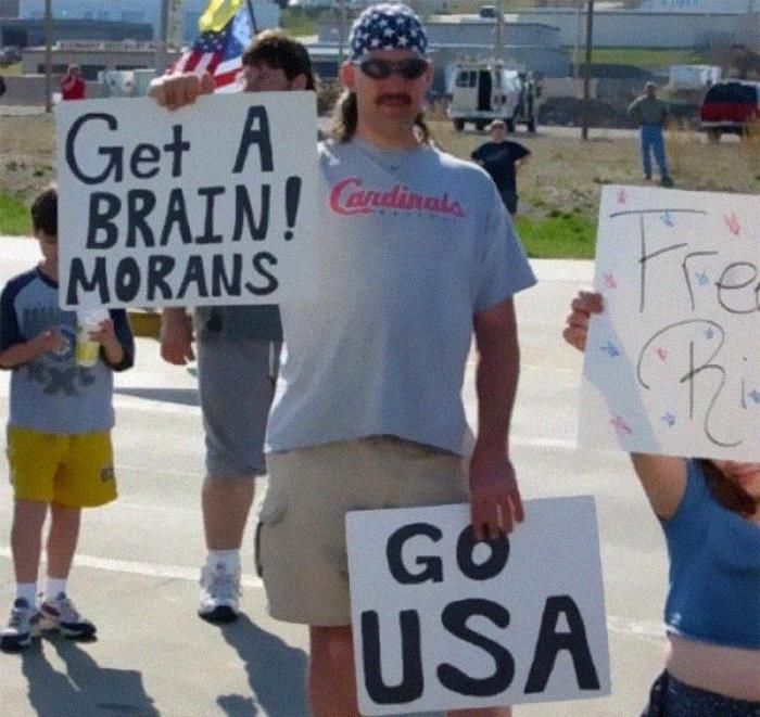 40 Of The Best And Funniest Random Signs