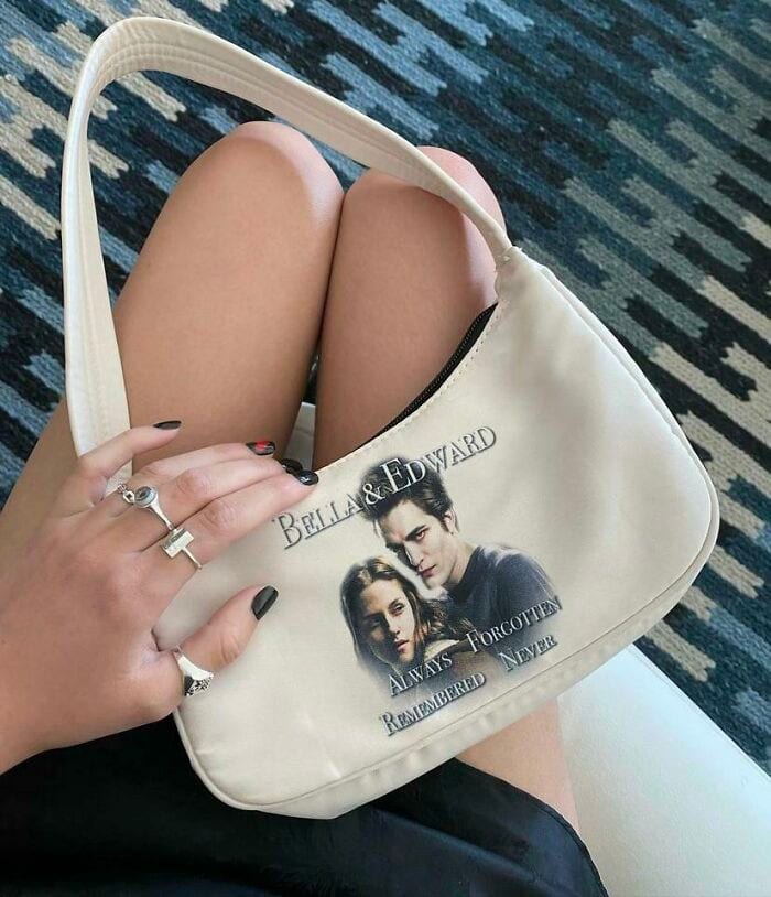 30 Of The Worst Fashion Fails You've Ever Seen And They’re Hilarious 