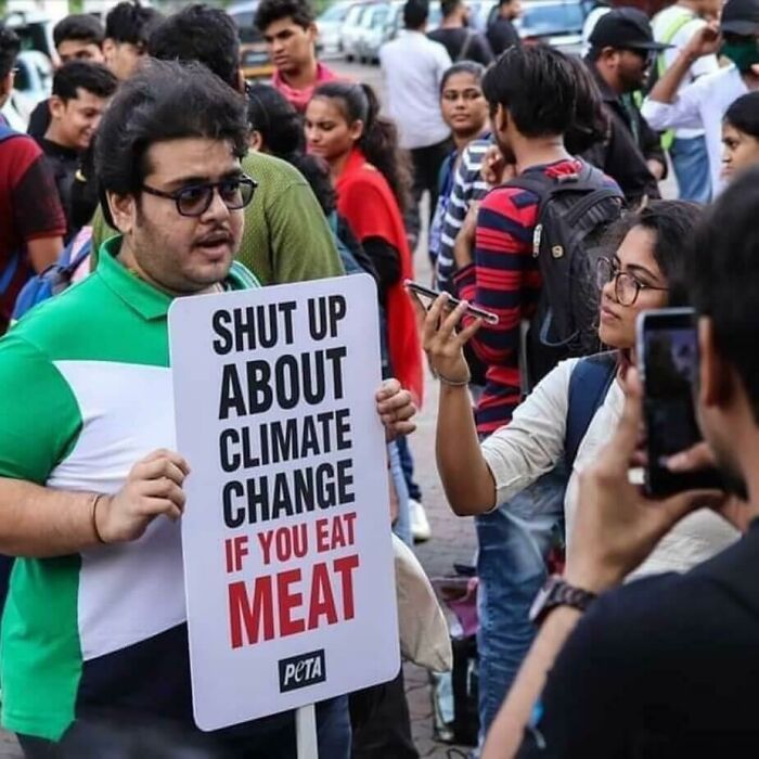30 Hilarious Times Vegans Got Bullied On The Internet