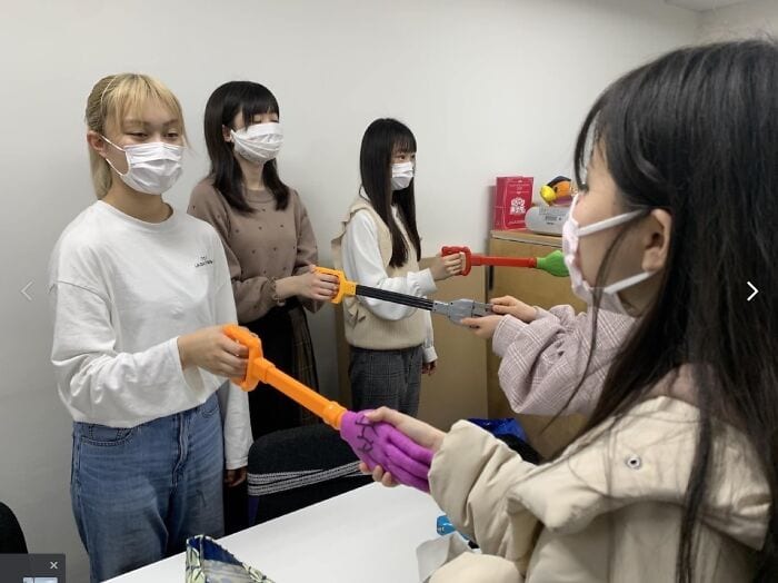 30 Weirdly Funny Unexplained Japanese Pictures With Out Any Context