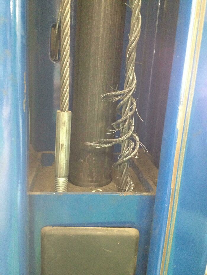 30 Of The Dumbest And Funniest Work Safety Examples
