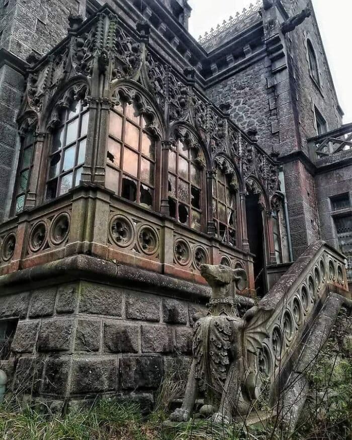 30 Amazing And Breathtaking Abandoned Locations