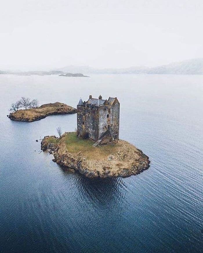 30 Amazing And Breathtaking Abandoned Locations