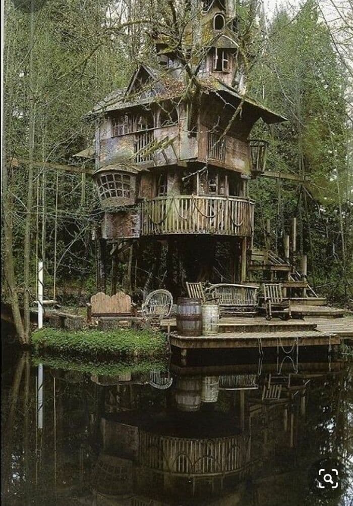 30 Amazing And Breathtaking Abandoned Locations