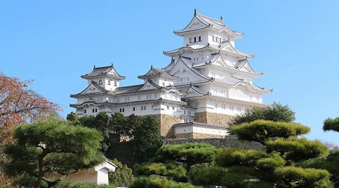 40 Of The Most Beautiful Historic Castles 