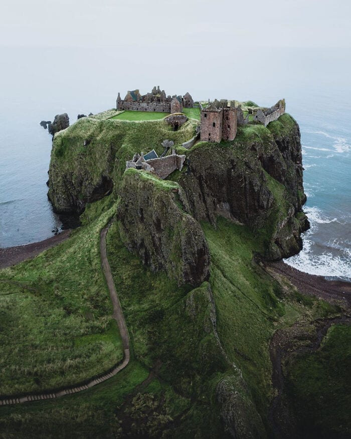 40 Of The Most Beautiful Historic Castles 