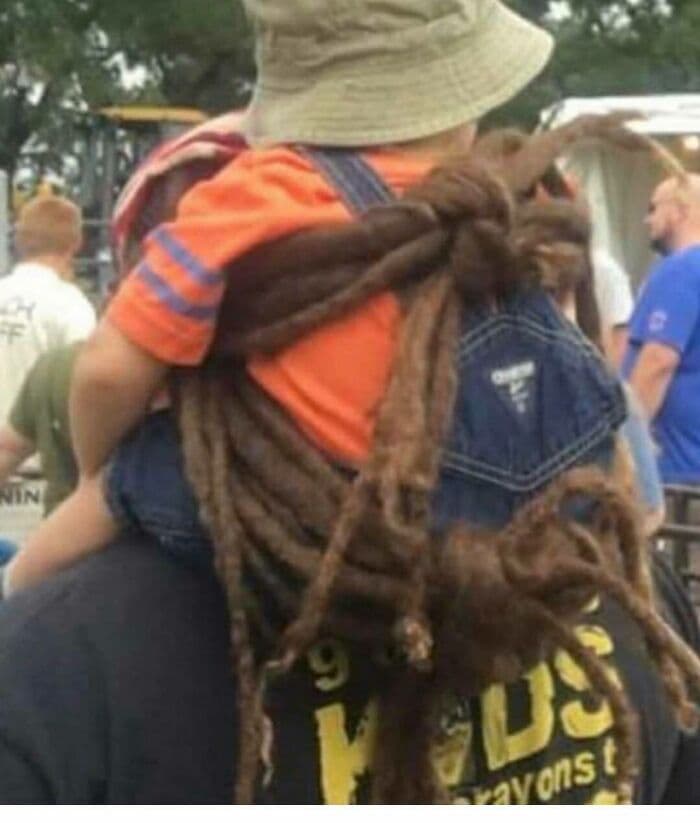 30 Times People Were Spotted With Hideous Hairdos