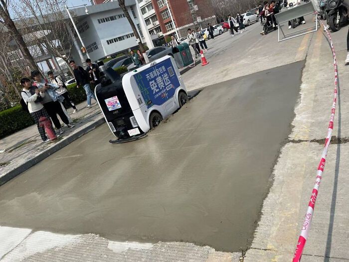 30 Epic Fails And Accidents That Costed Fortunes